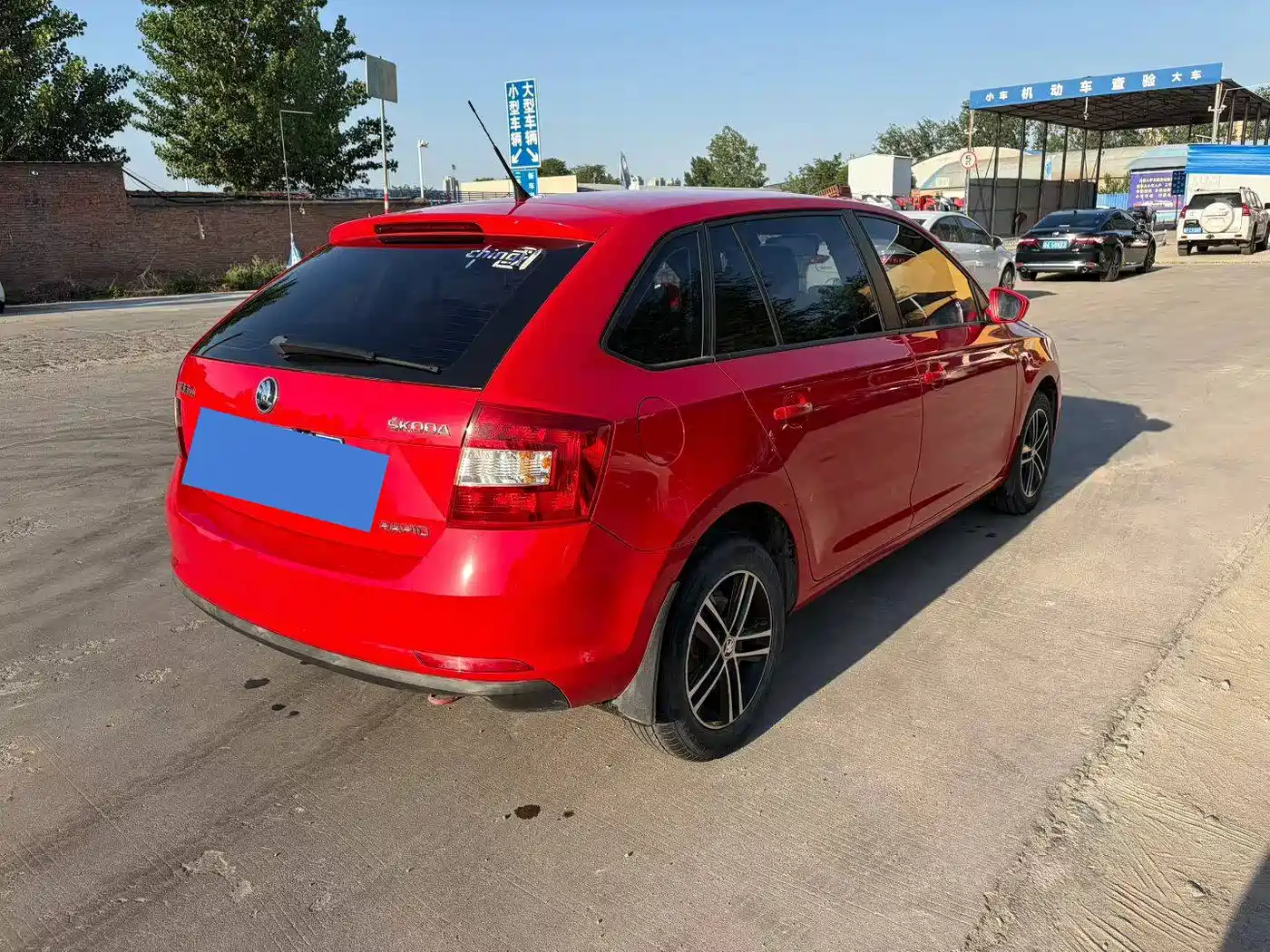 Škoda Skoda Rapid Spaceback 2014 1.6L Manual乐享版 фото 8