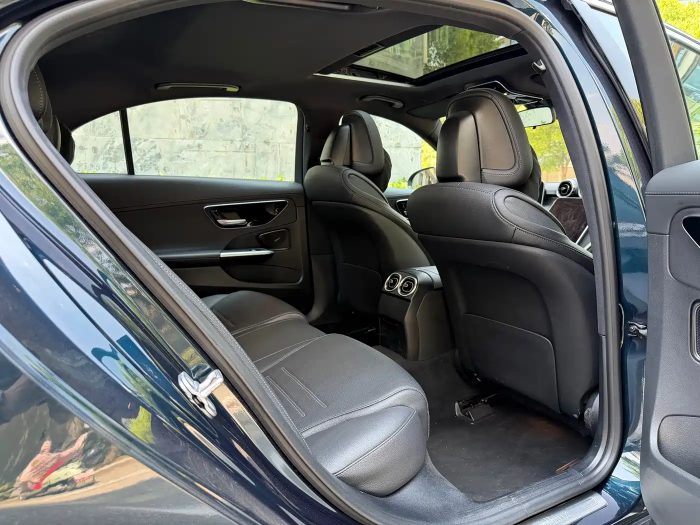 Mercedes-Benz C-Class 2024 C 200 L Sport Edition фото 11