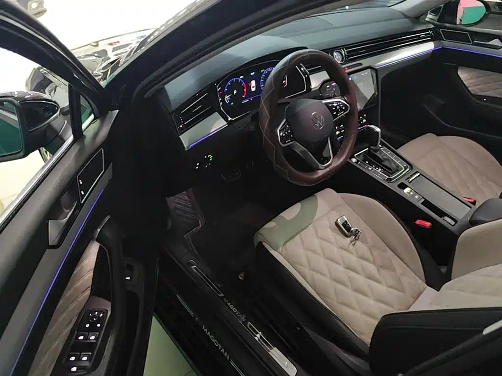 Volkswagen Magotan 2023 Model 2 Million Commemorative Edition 330TSI DSG Luxury фото 12
