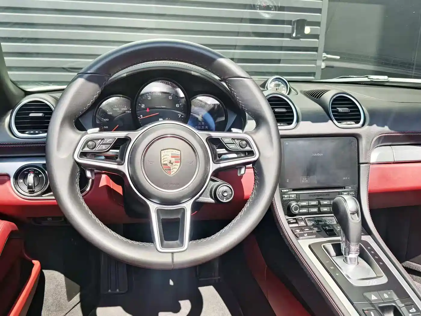 Porsche 718 2022 Boxster 2.0T фото 10