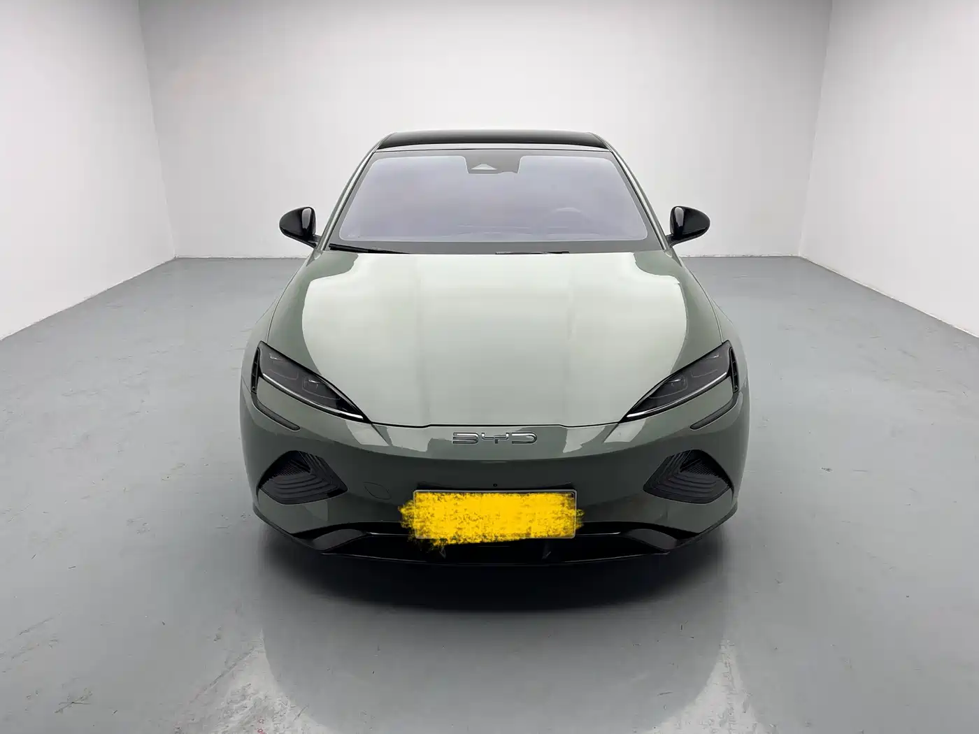 BYD Seal 2022 700km Long Range RWD Edition фото 2