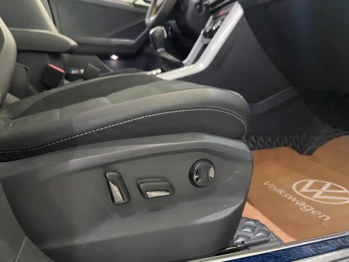 Volkswagen T-ROC 2022 280TSI DSG 2WD R-Line Pro PLUS фото 15