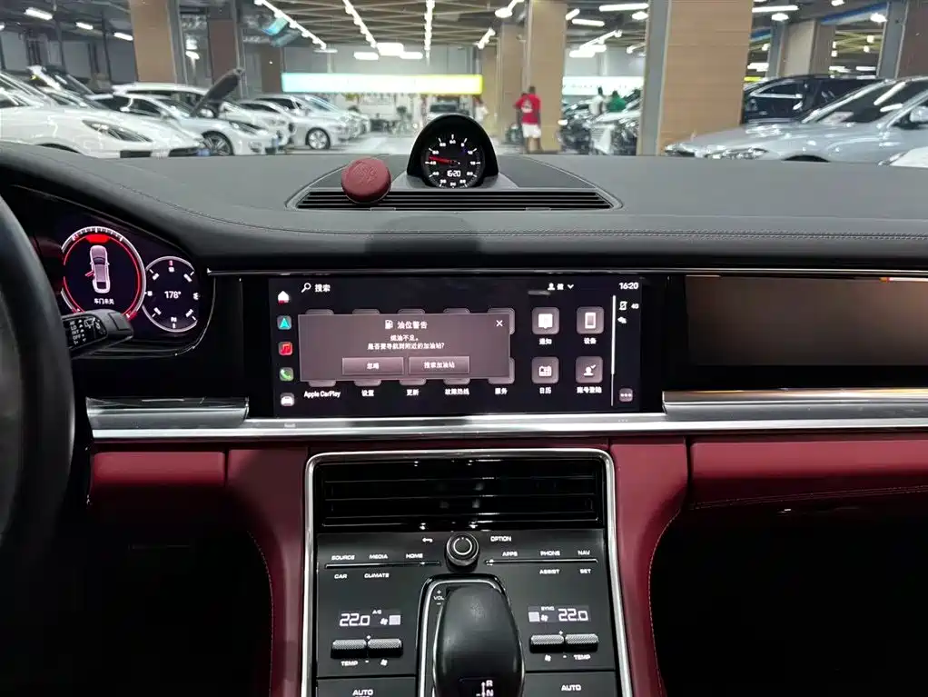 Porsche Panamera 2023 Panamera Executive Long Wheelbase 2.9T фото 9