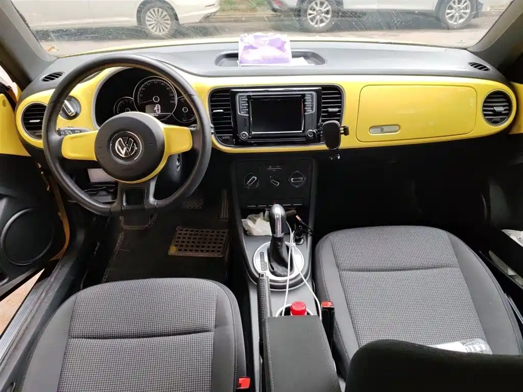 Volkswagen Beetle 2015 180TSI фото 13