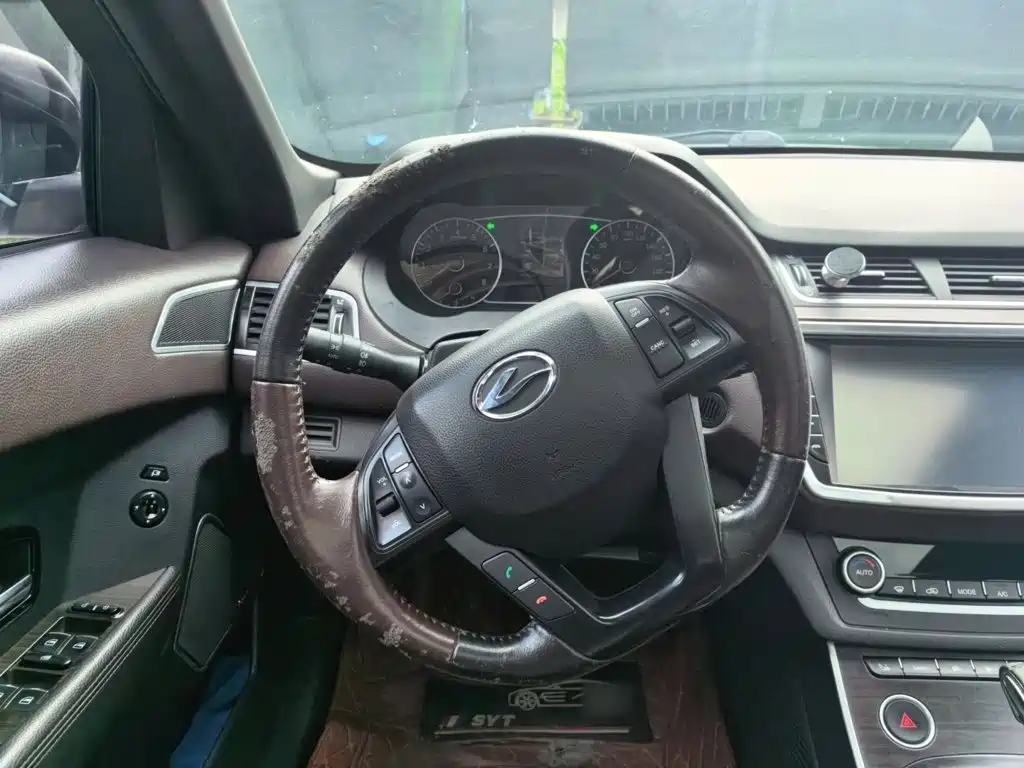 Landwind X7 2016 2015 2.0T Panorama Premium