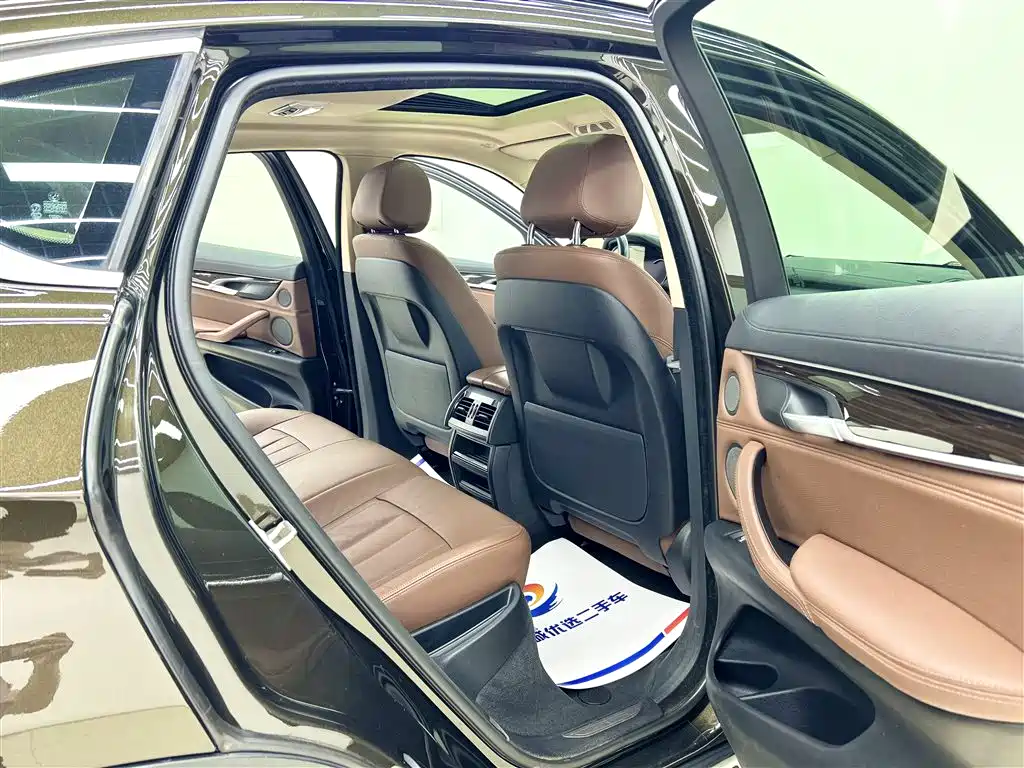 BMW X6 2015 xDrive35i Luxury Model фото 19
