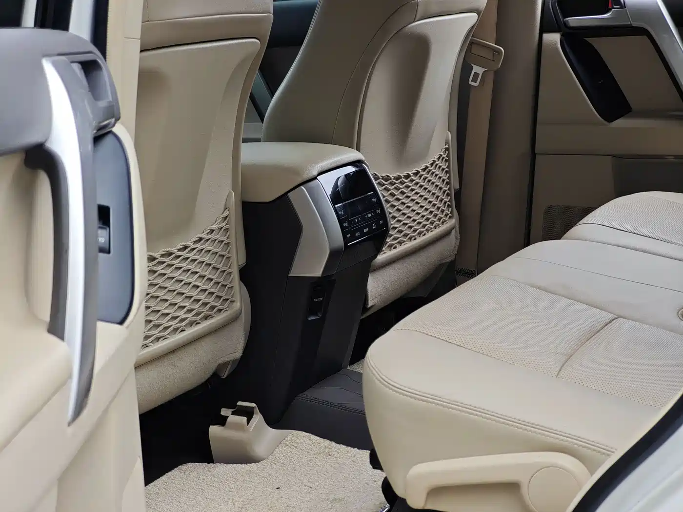 Toyota Prado 2018 3.5L Auto TX-L фото 17