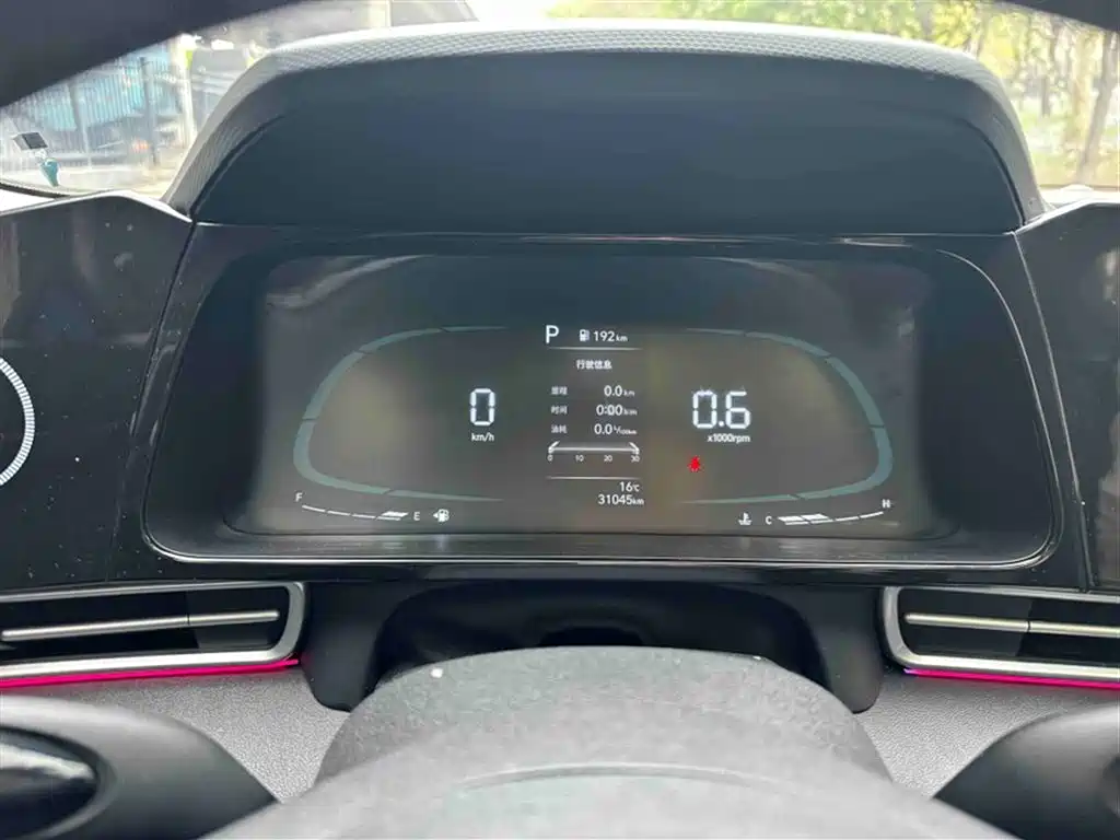 Hyundai Elantra 2023 1.5L CVT GLX Elite Edition фото 5