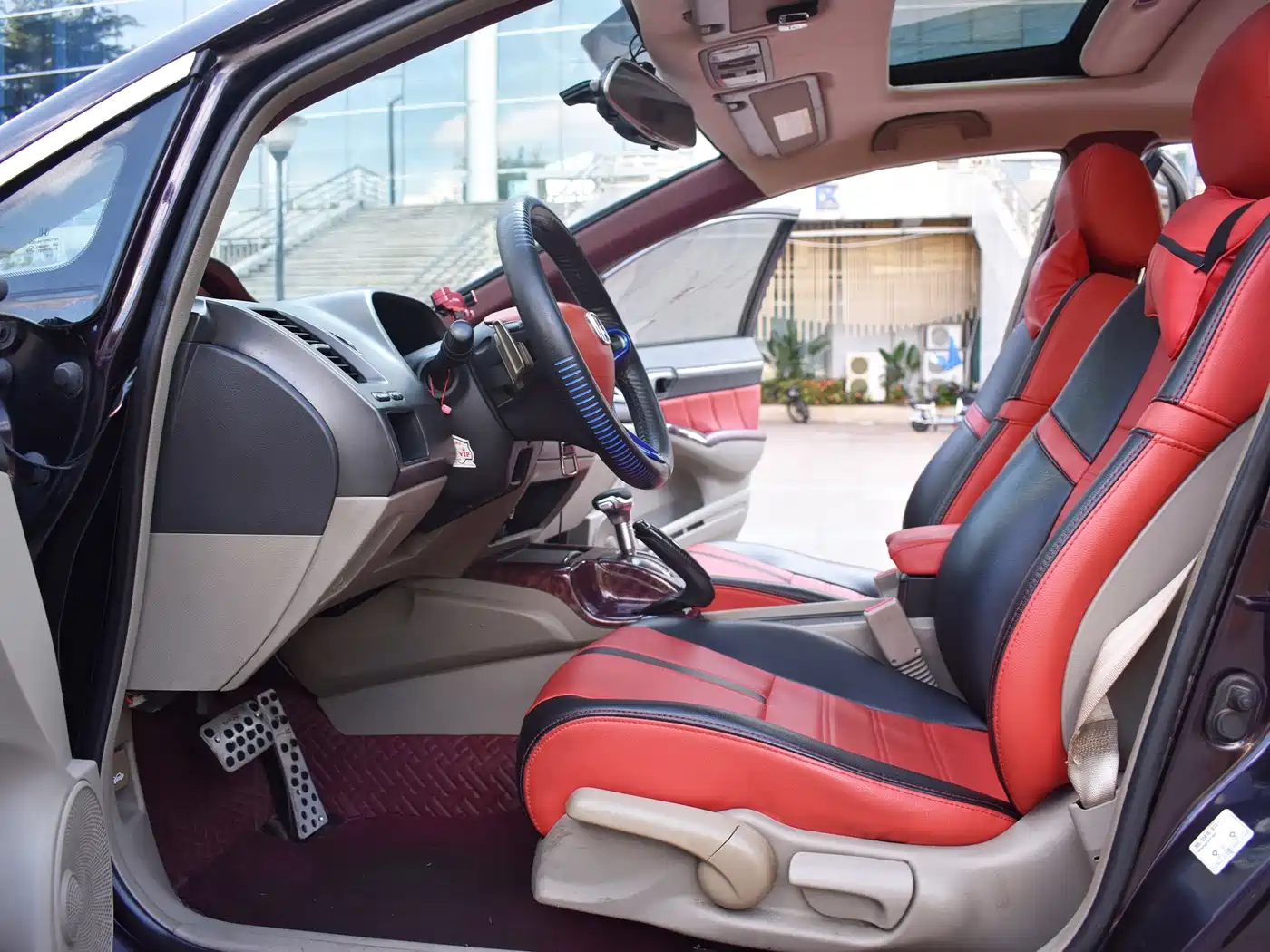 Photo 10 - Honda Civic