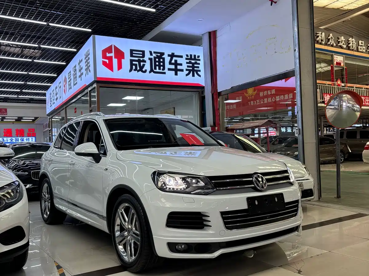 Volkswagen Touareg 2015 3.0TSI Radiance Limited Edition фото 3