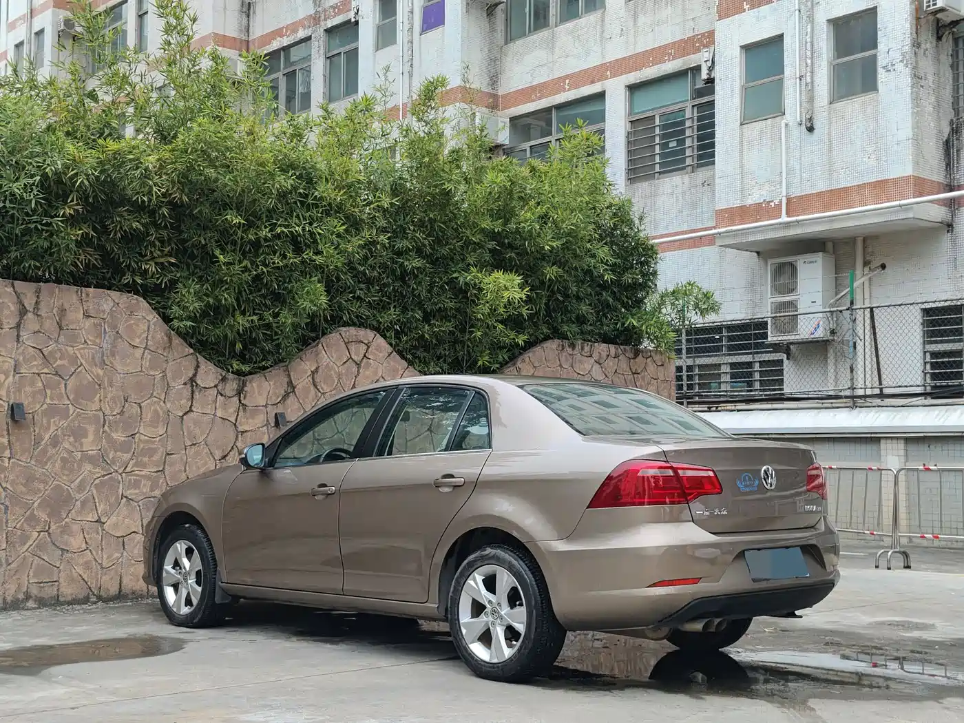 Volkswagen Bora 2013 1.4T Automatic Comfort фото 4