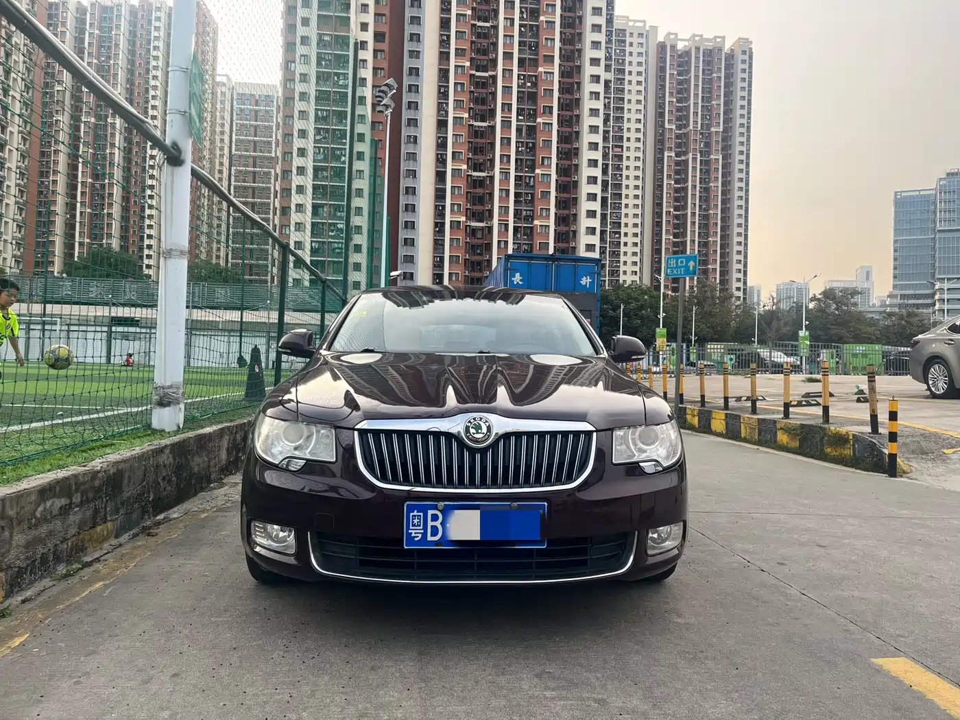 Škoda Superb 2010 1.4TSI DSG Grace Edition фото 2