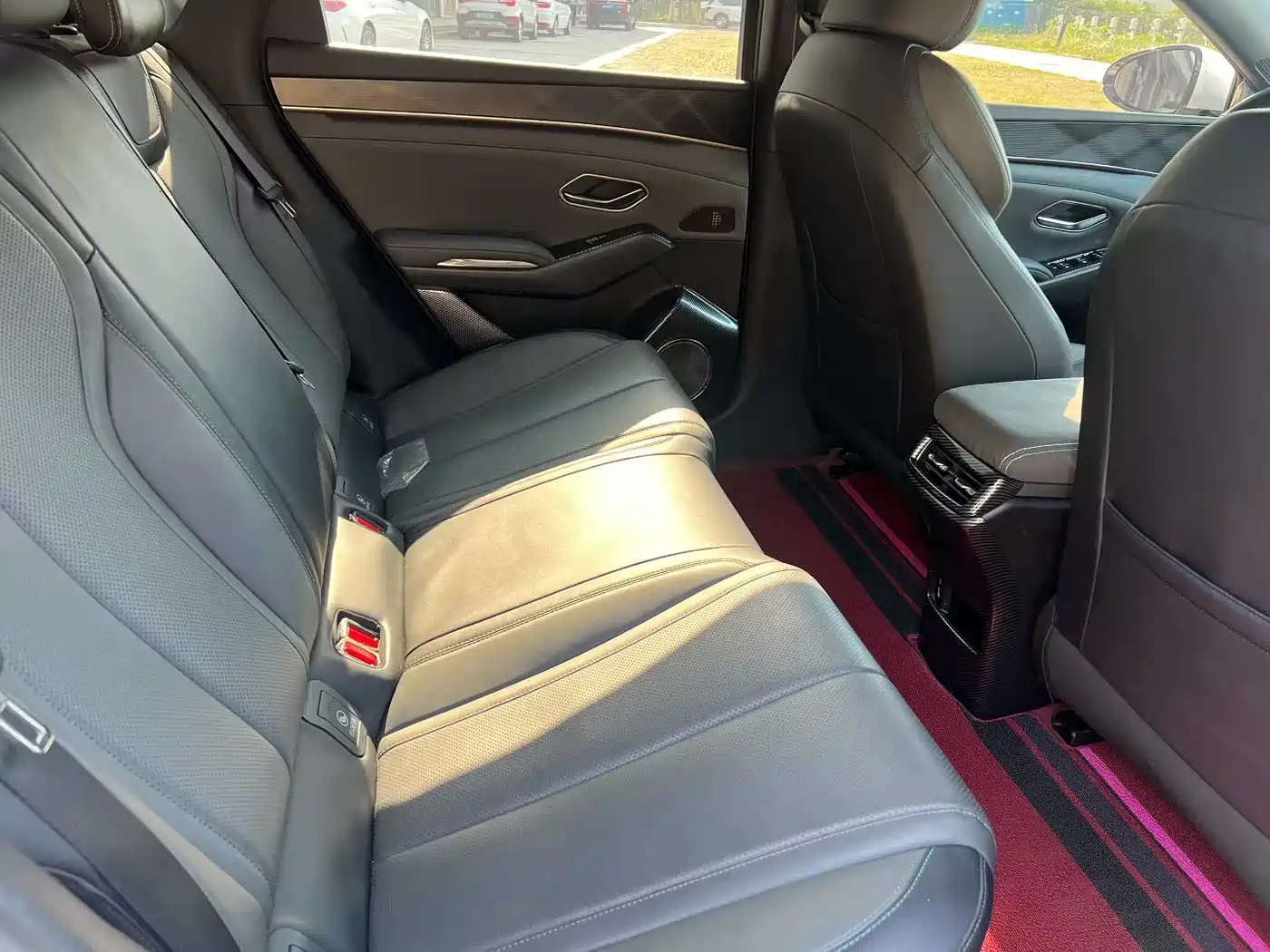 BYD Qin L 2025 DM-i Smart Drive Edition 80KM Leading фото 7