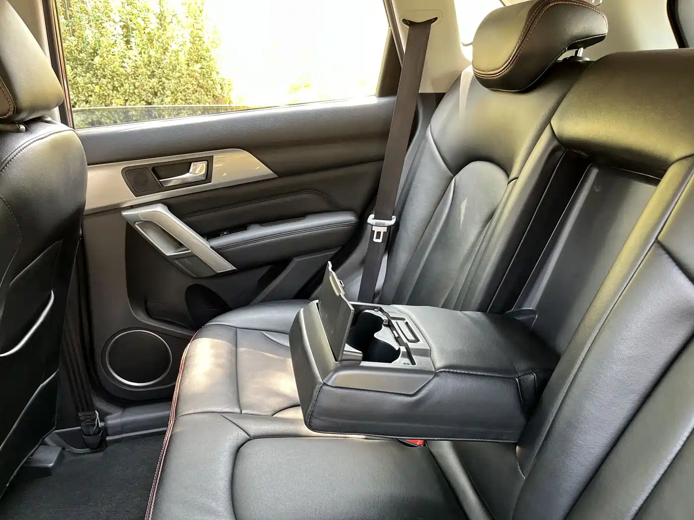 Photo 23 - Haval H2