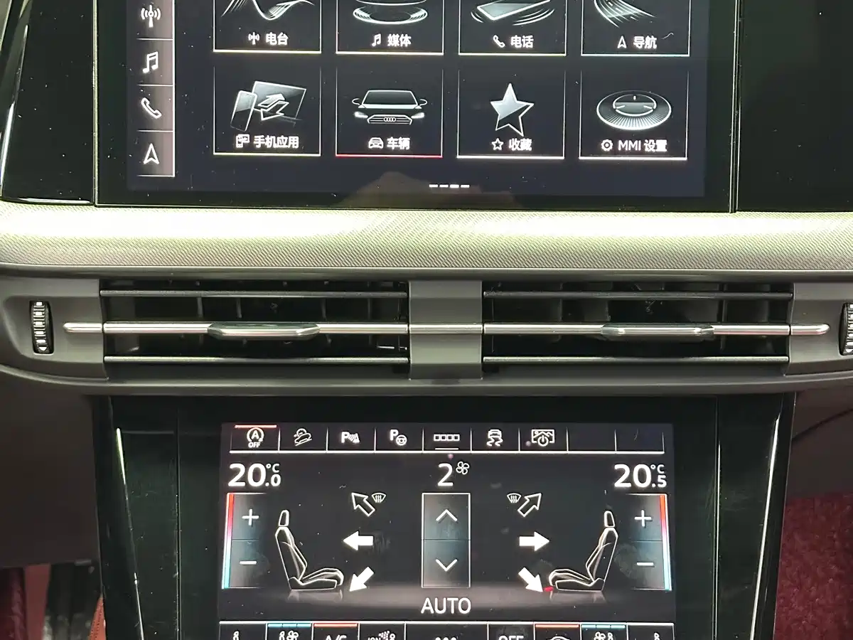 Photo 15 - Audi Q6