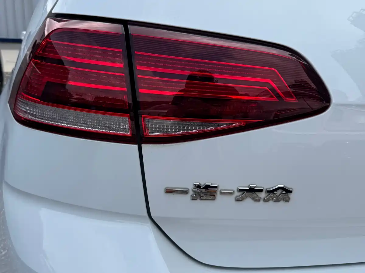 Volkswagen Golf 2019 280TSI DSG Comfort China VI фото 19