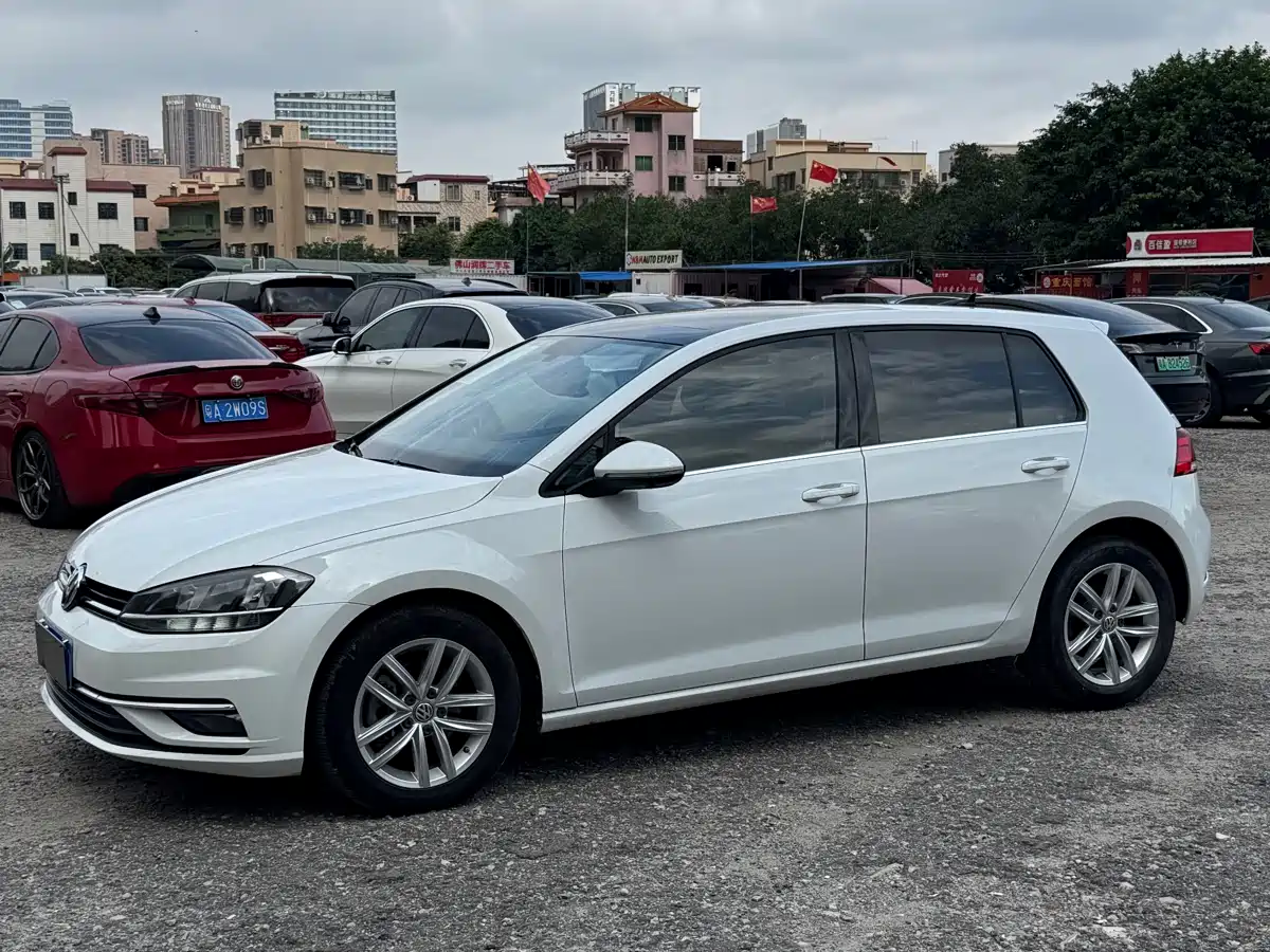 Volkswagen Golf 2019 280TSI DSG Comfort China VI фото 4