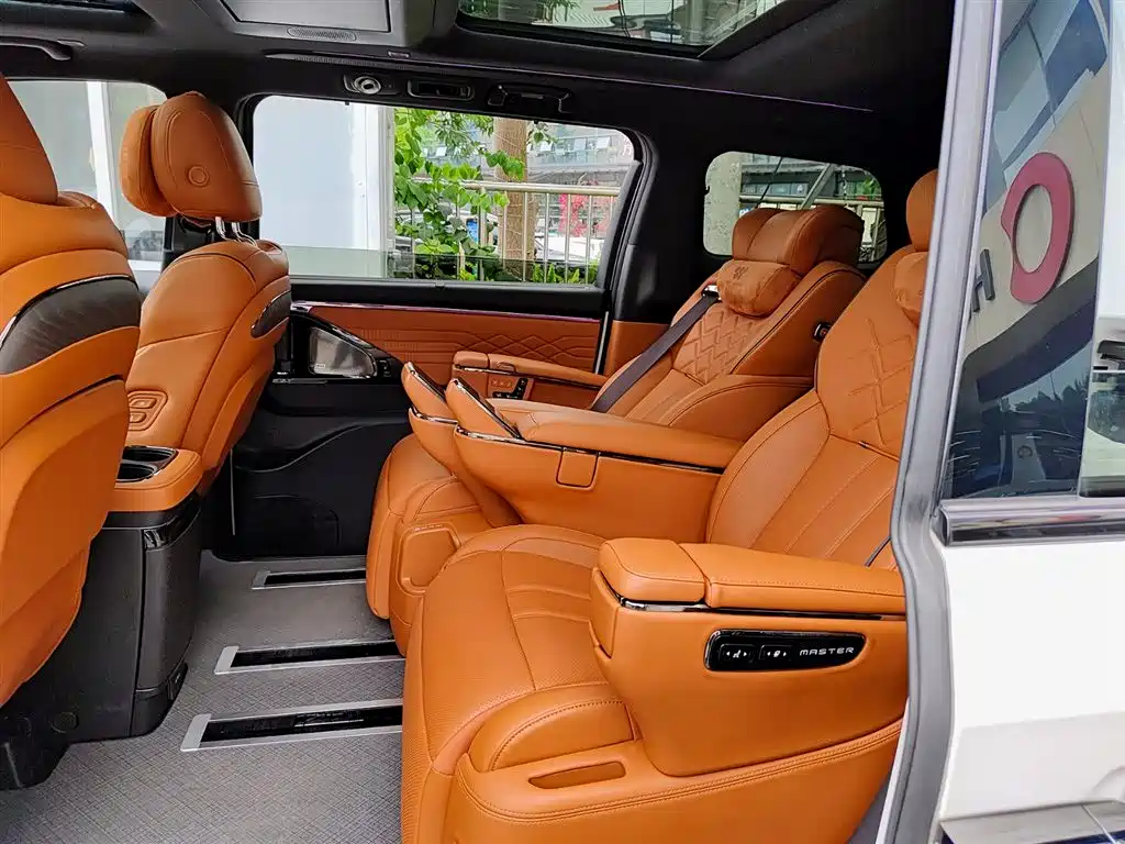 GAC Trumpchi Trumpchi Xiangwang M8 2025 Model QianKun Series Ultra First Class фото 8