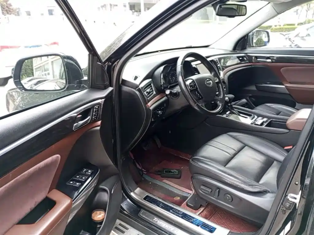 GAC Trumpchi Trumpchi GS8 2017 320T 2WD Luxury Smart Connect (7-seater) фото 16