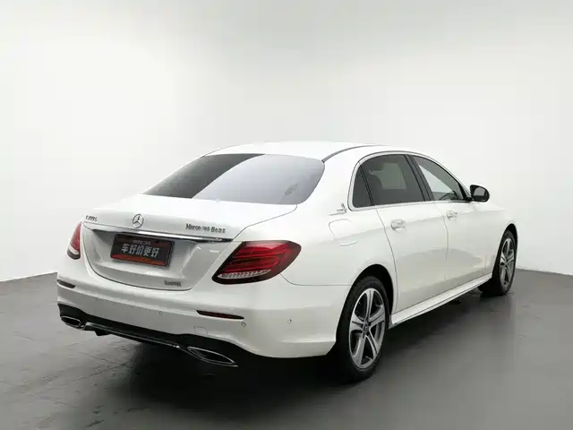 Mercedes-Benz E-Class 2016 E 200 L Sport Type — фото 2