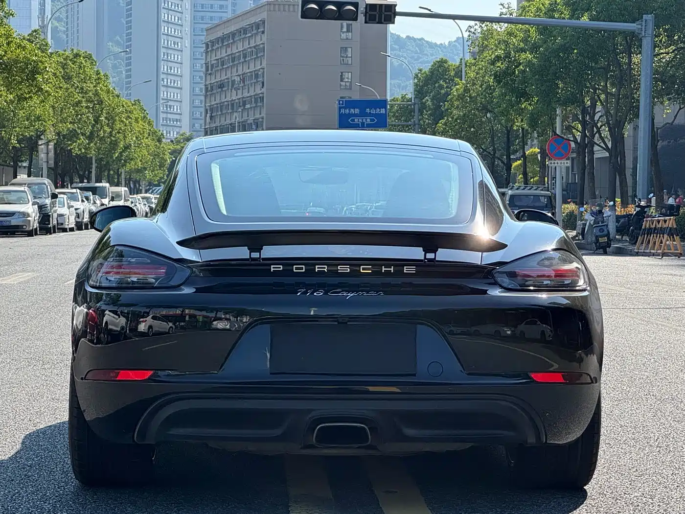 Porsche 718 2018 Cayman 2.0T фото 5