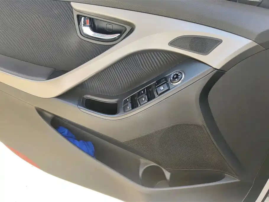 Hyundai Langdong 2012 1.6L Manual Leading фото 7