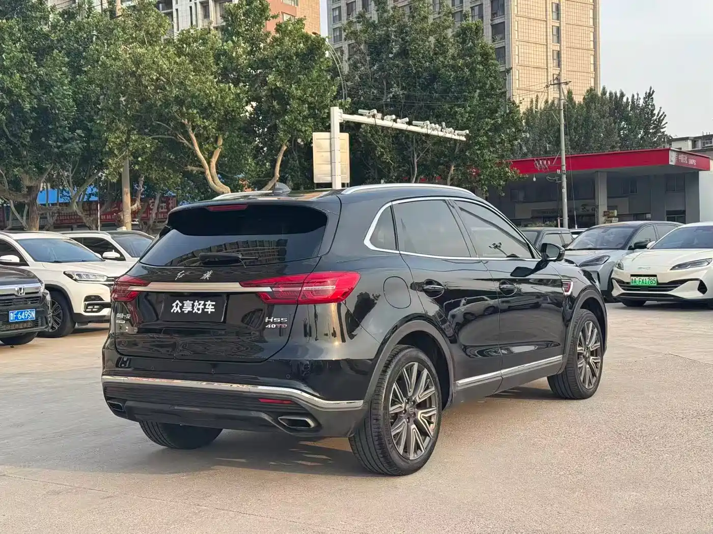 Hongqi HS5 2022 Facelift 2.0T Smart Flag Enjoyment AWD Edition фото 9
