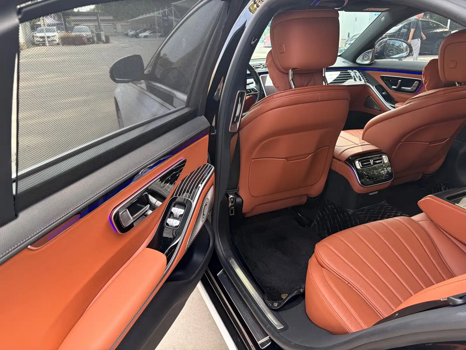 صورة 10 - Mercedes-Benz S-Class