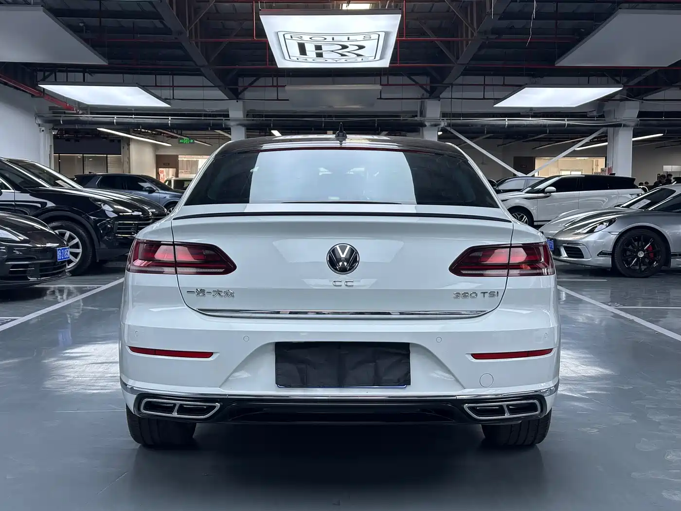 Volkswagen FAW-Volkswagen CC 2023 380TSI Eye-catching Edition фото 19
