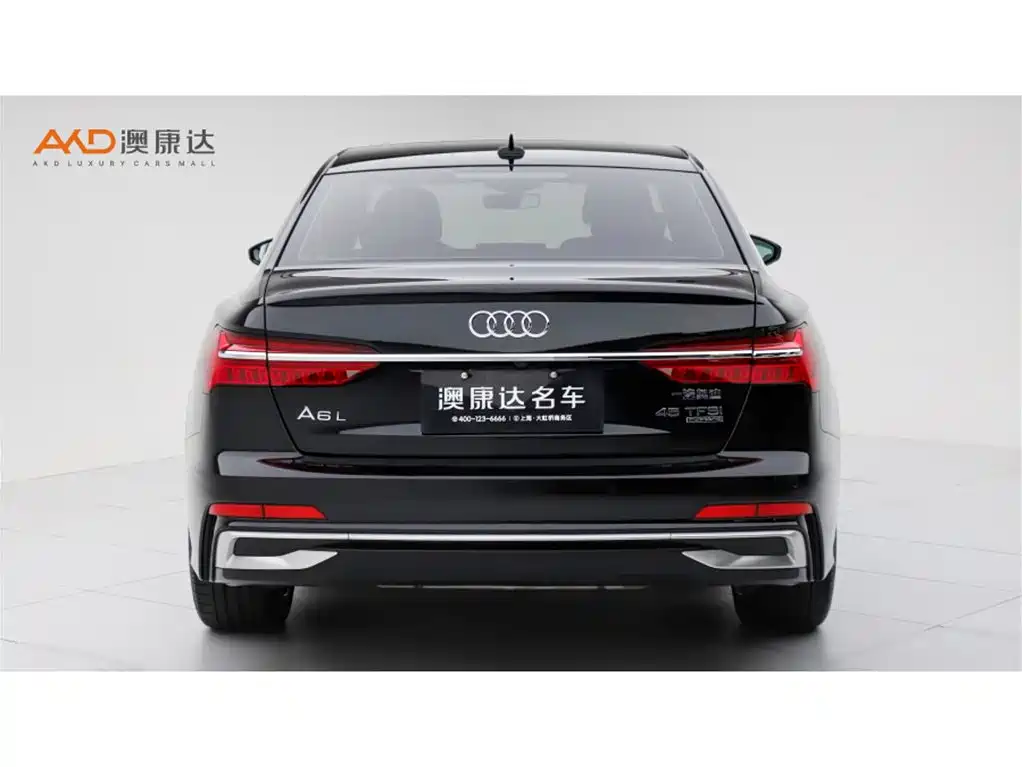 Фото 4 - Audi A6L