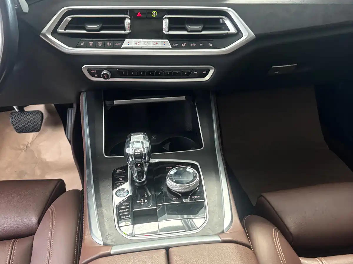 BMW X5 (Import) 2021 xDrive30i X Design Package фото 11