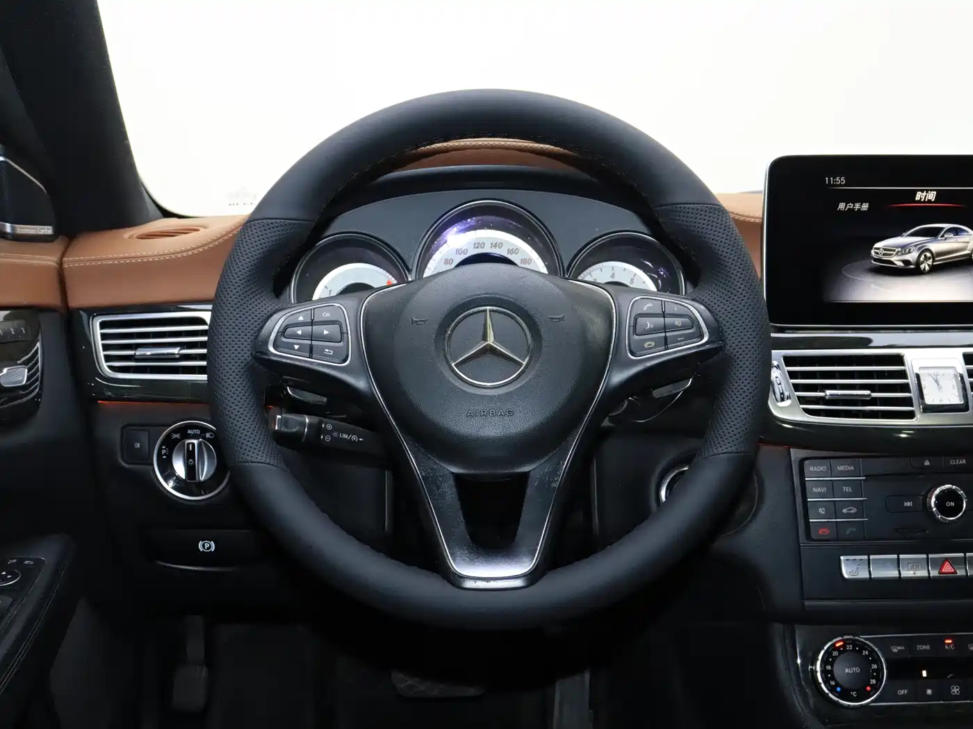 Mercedes-Benz CLS 2016 CLS 320 Edition фото 22