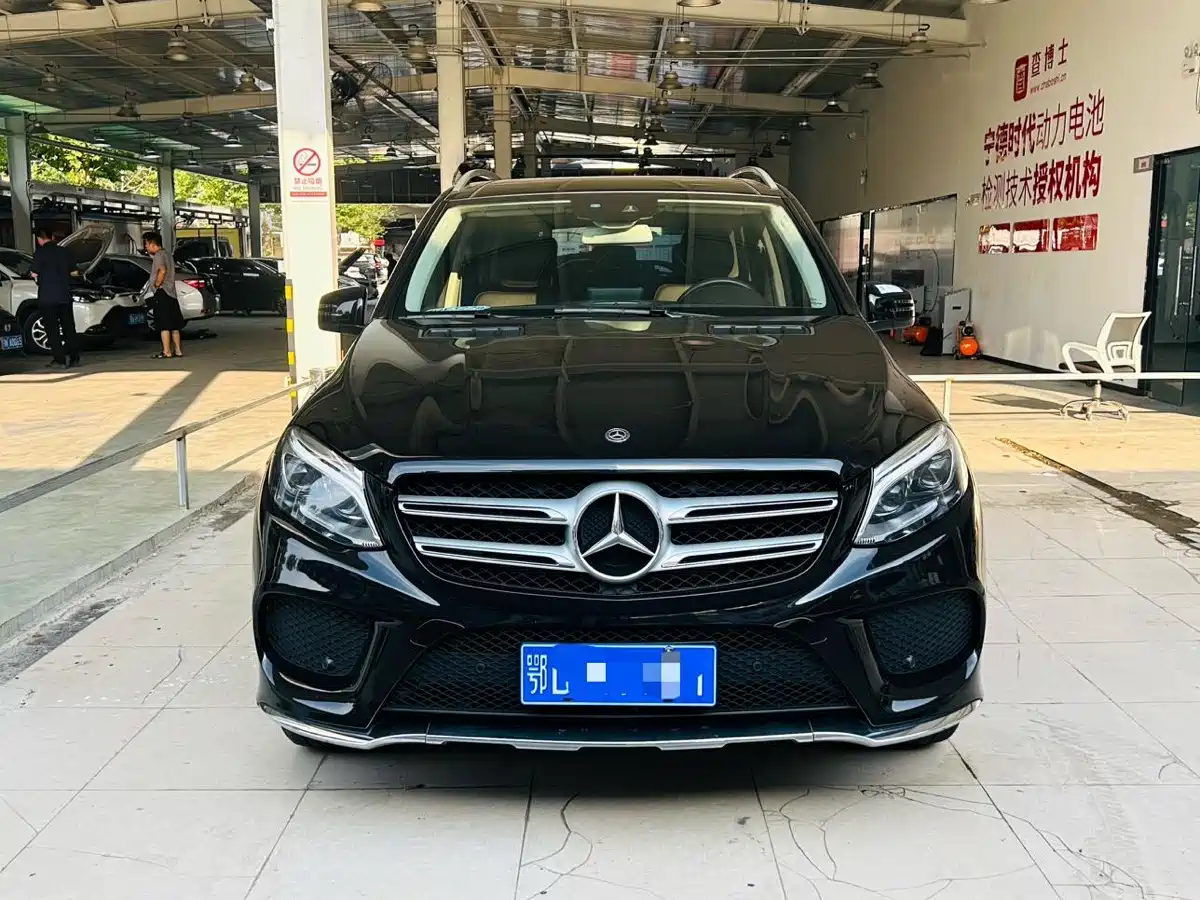 Mercedes-Benz GLE 2018 GLE 320 4MATIC Dynamic Ultimate Edition фото 2