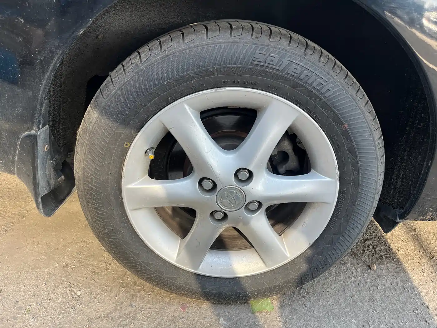 Toyota Corolla 2007 Model 1.8L Manual GLX-i Special Edition фото 23