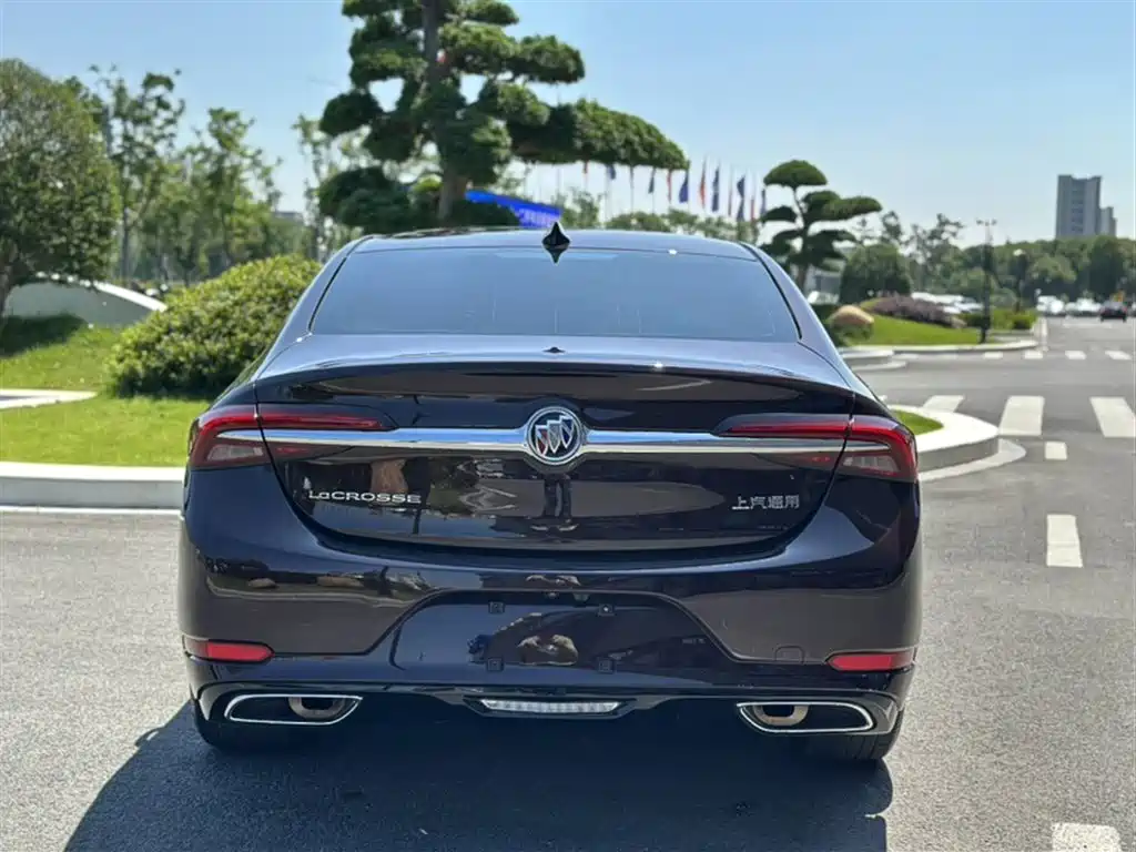 Buick LaCrosse 2022 Avenir First Edition фото 8
