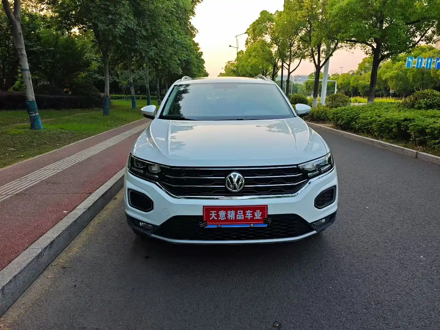 Volkswagen T-ROC 2019 280TSI DSG 2WD Comfort Type China V фото 2