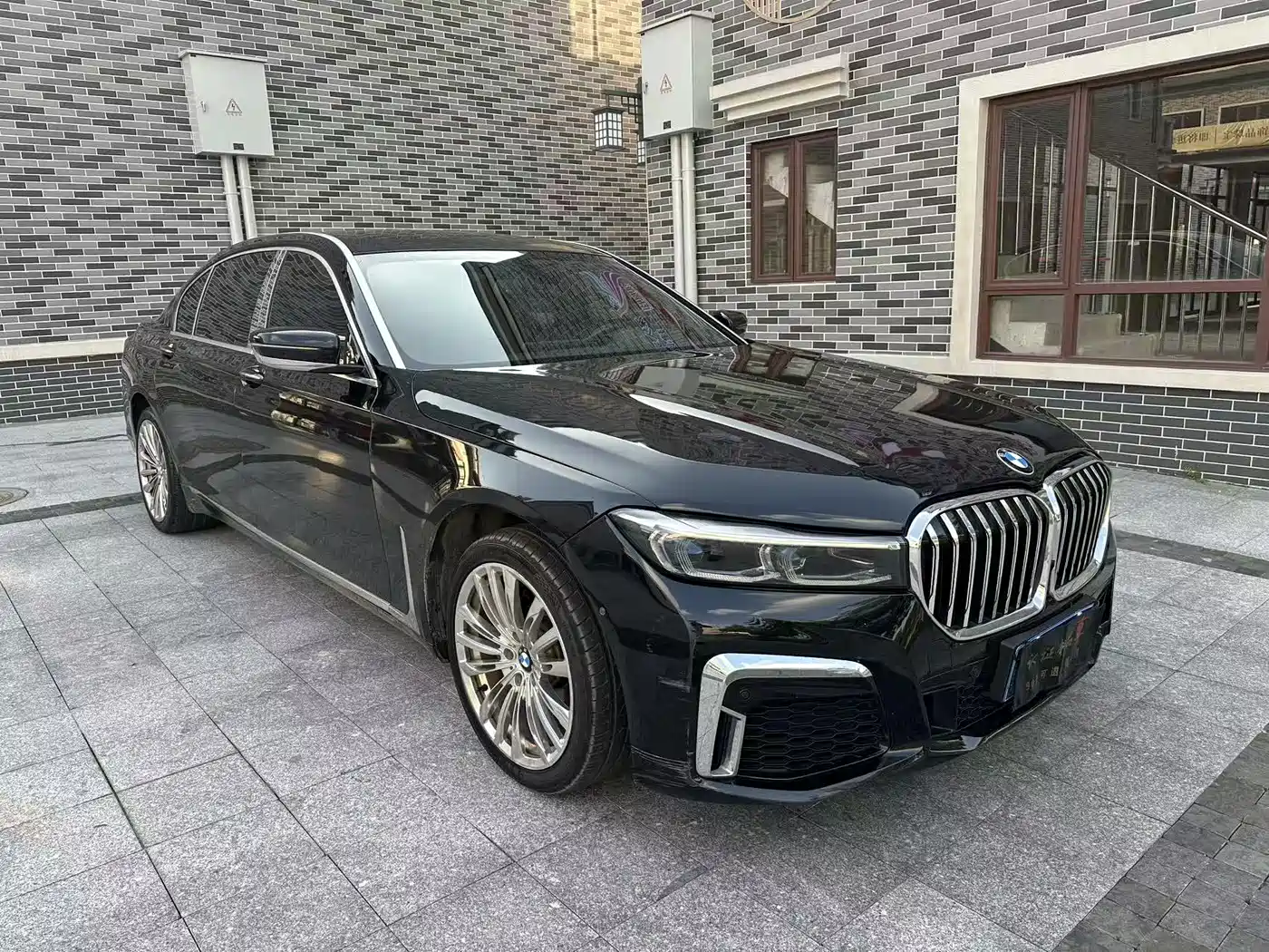 BMW 7 Series 2011 730Li Elegance фото 3