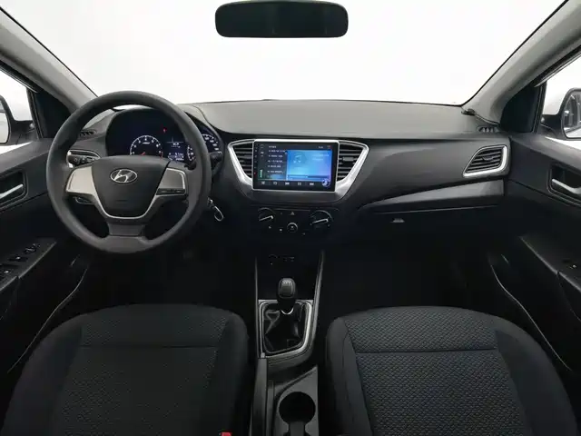 Hyundai Verna 2016 1.4L Manual Cool Edition GLS — фото 5