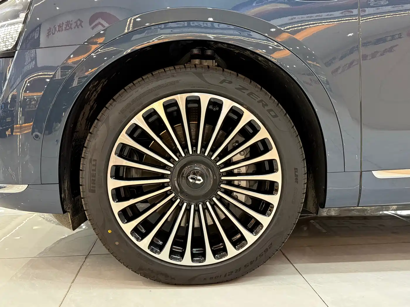 AITO Wenjie AITO M9 2024 Range Extender Ultra 52kWh 6-seater фото 5
