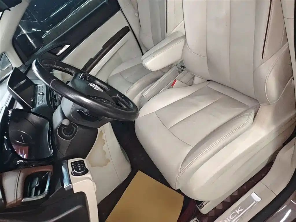 Buick GL8 2021 Land Business Class 652T Premium фото 7