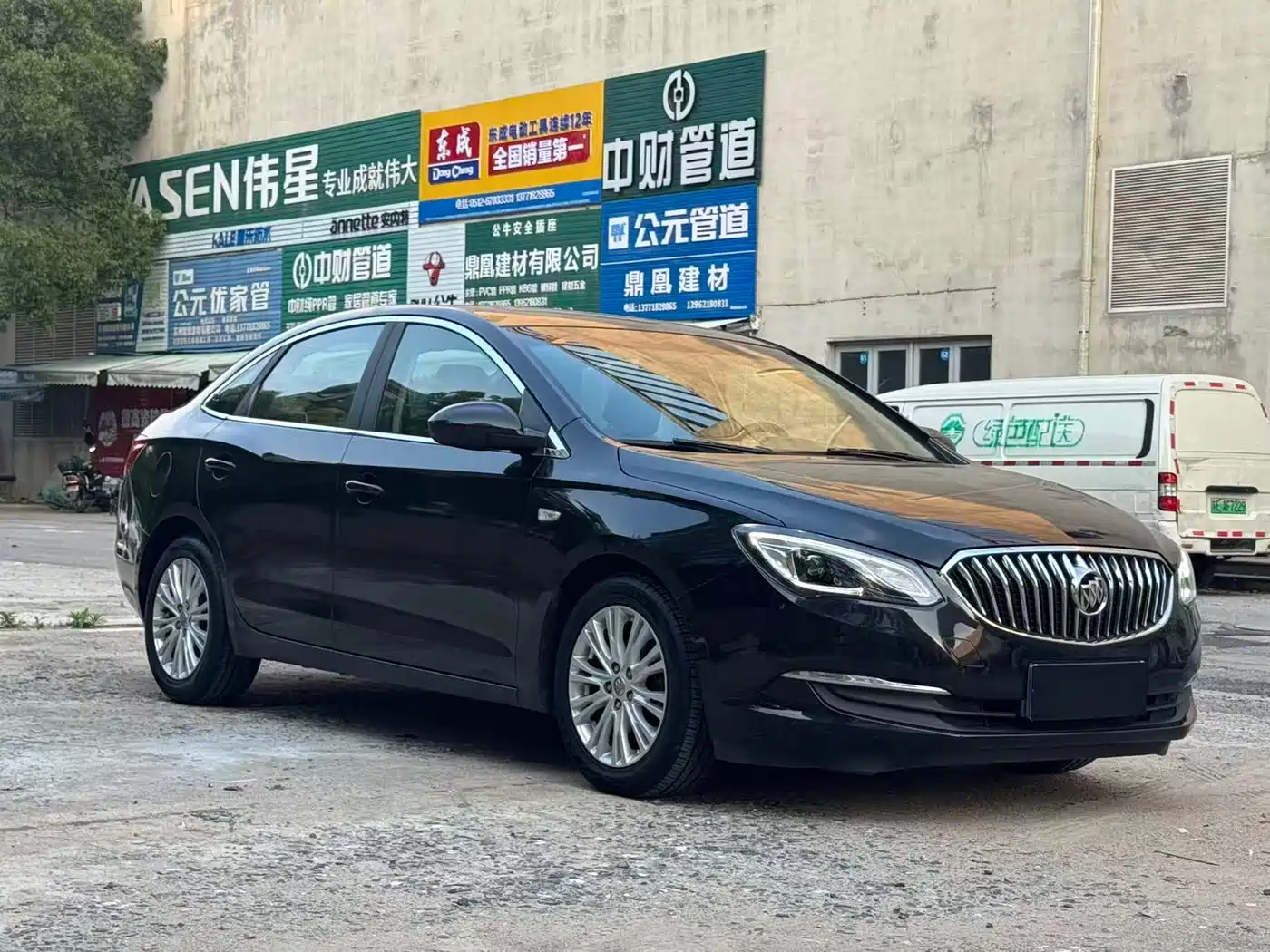 Buick Excelle 2016 Model 15N Automatic Luxury фото 3