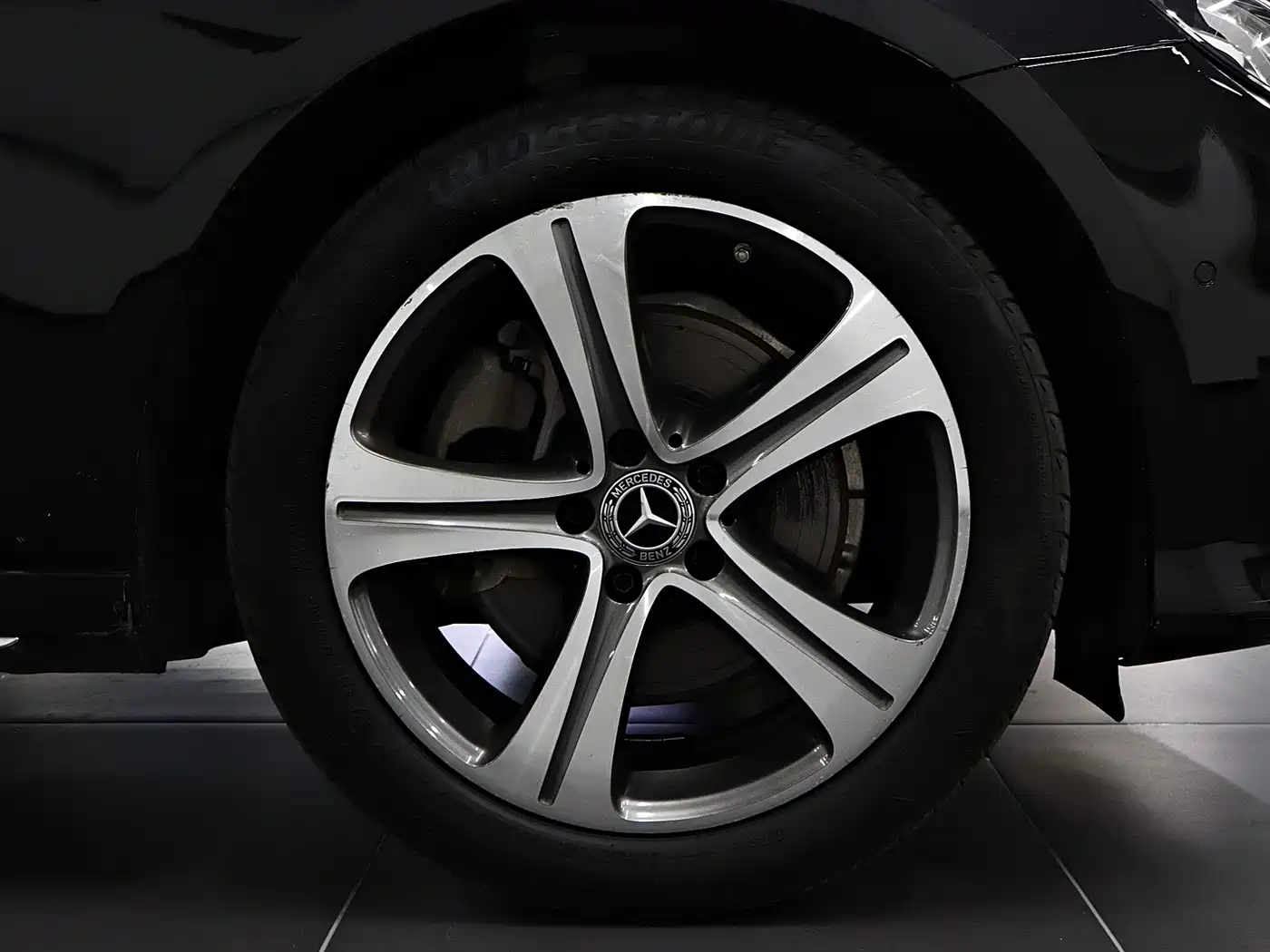 Mercedes-Benz E-Class 2019 E 260 L Sport фото 8