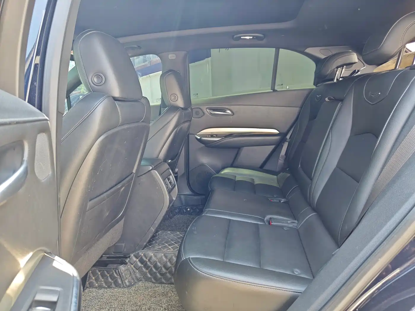 CADILLAC XT4