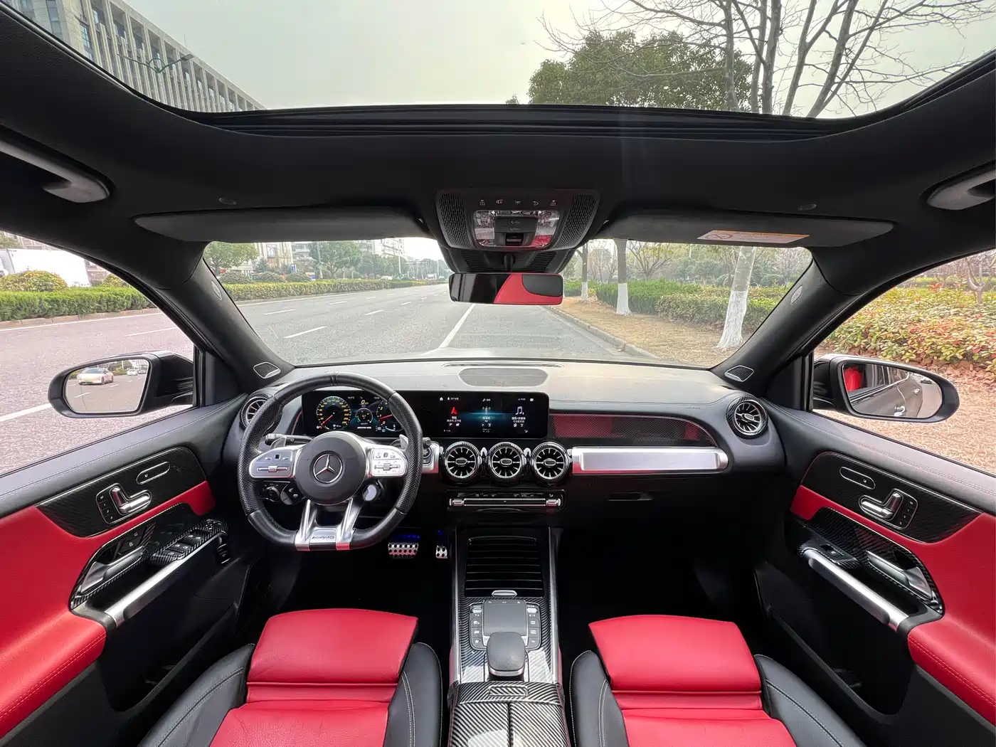 Mercedes-Benz GLB AMG 2023 Model AMG GLB 35 4MATIC фото 10