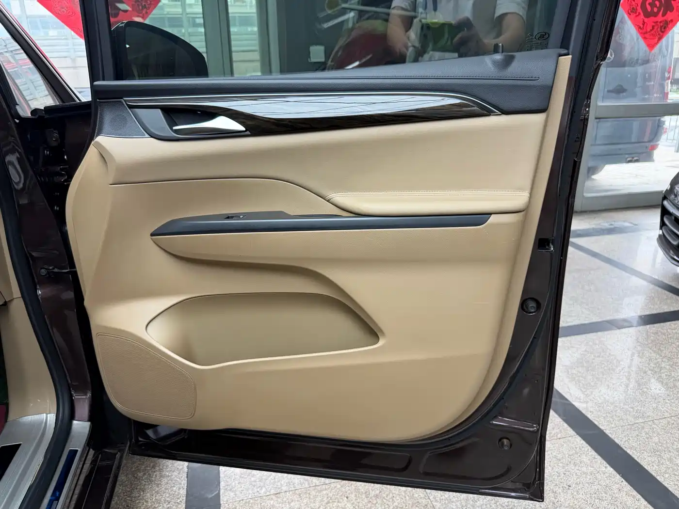 Buick GL8 2018 ES 28T Luxury Type China VI фото 48