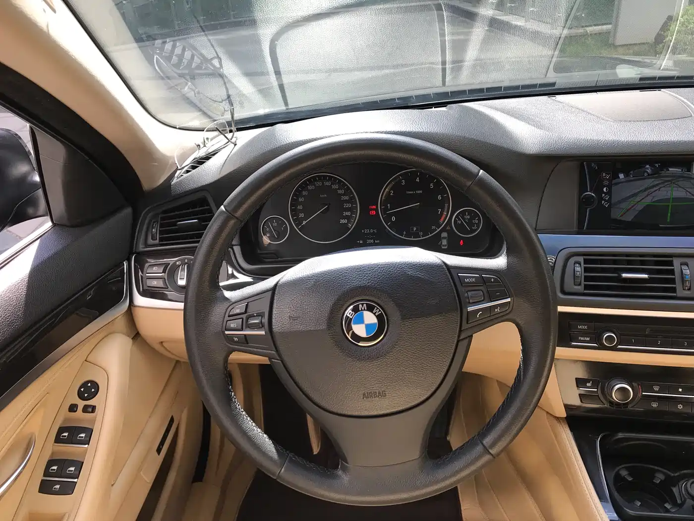 BMW 5 Series 2012 523Li Luxury фото 12