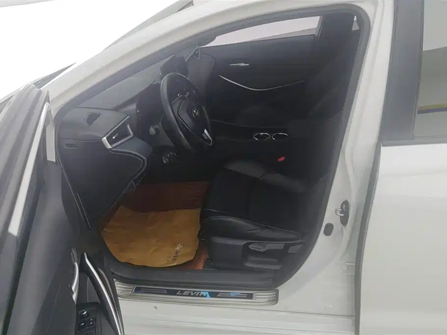 Toyota Levin 2022 Dual Engine 1.8H E-CVT Luxury Edition фото 9