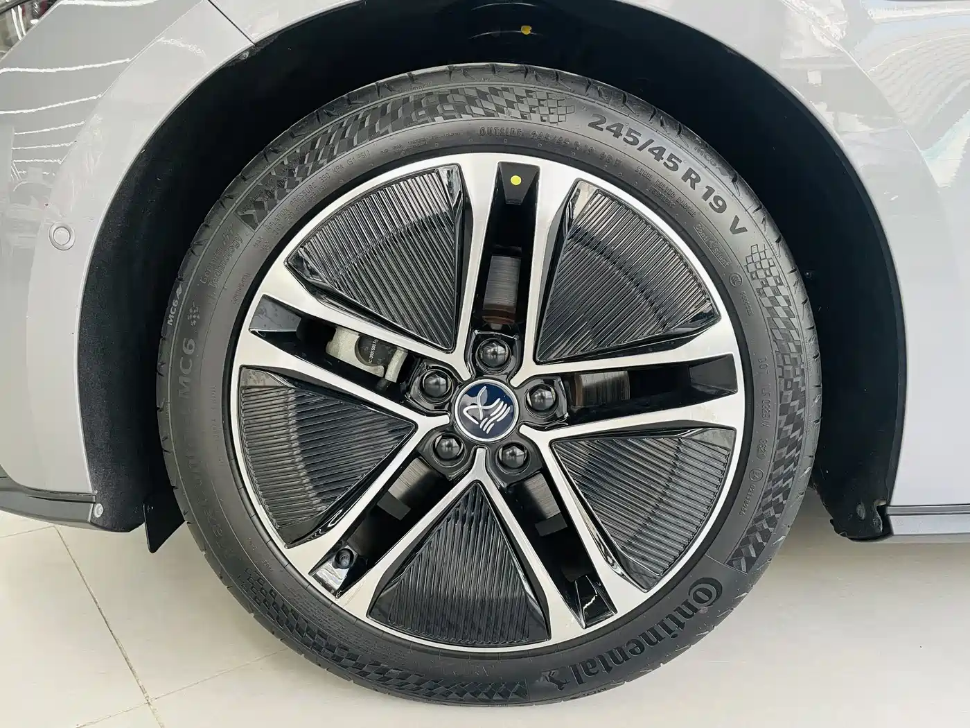 BYD Han 2020 EV Extended Range Premium фото 3