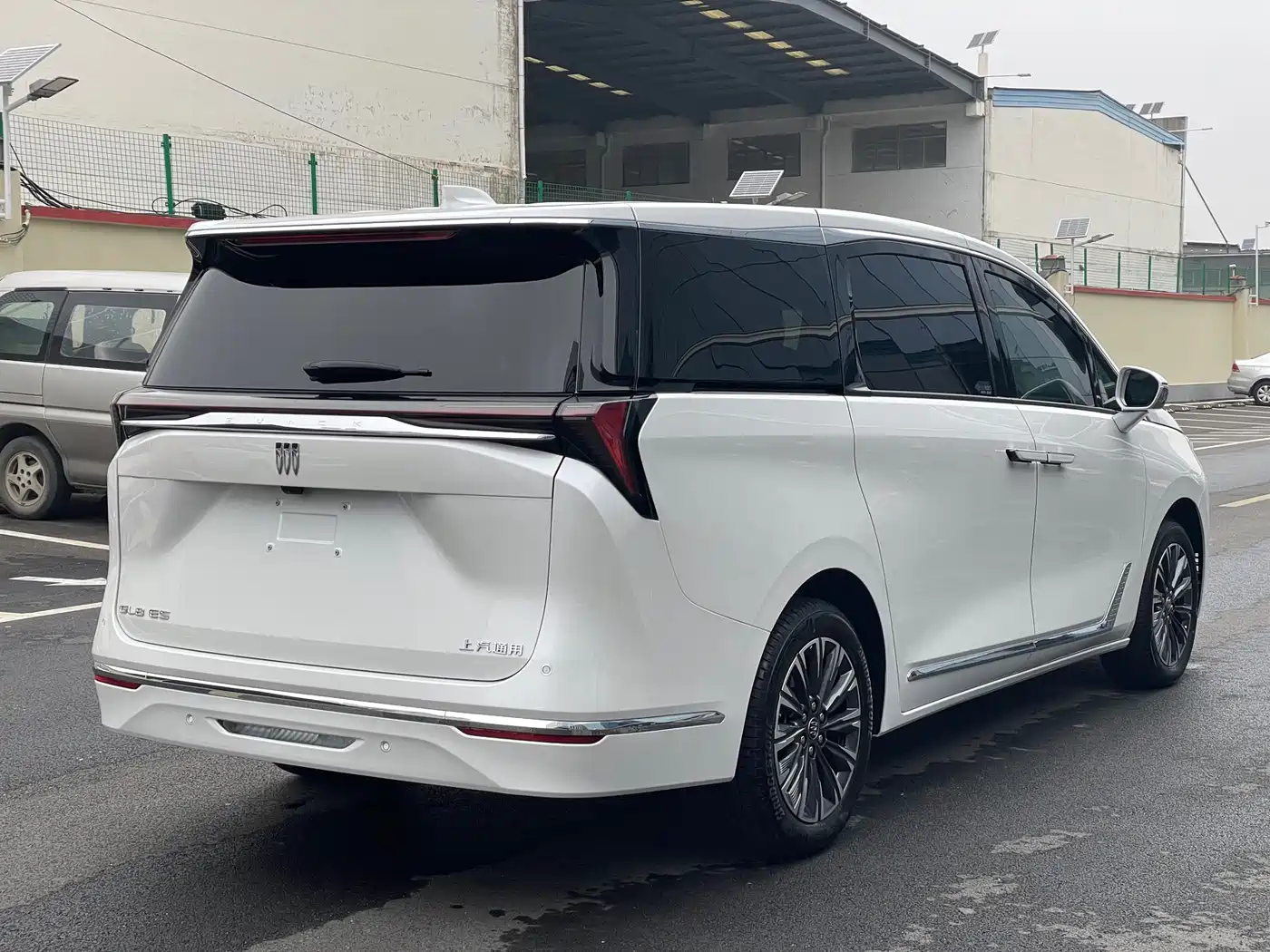 Buick GL8 2025 Model Landglory Smart Edition фото 6