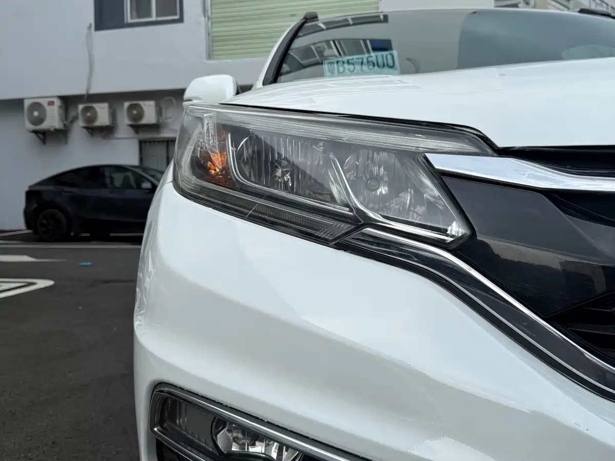 Фото 7 - Honda CR-V